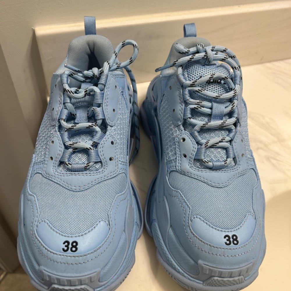 Triple S Balenciaga - Picture 2 of 4